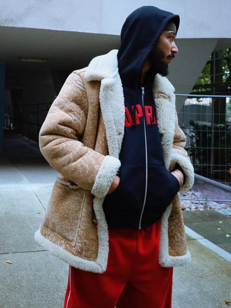 supreme hoodie Profile Picture