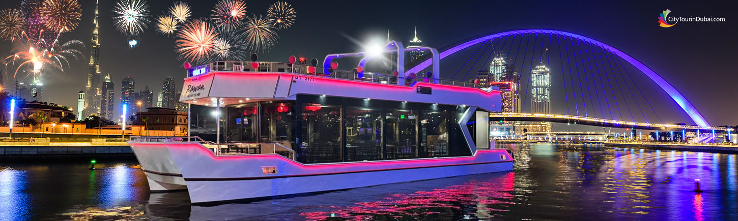 New Years Eve Canal Cruise Dinner & Fireworks Show